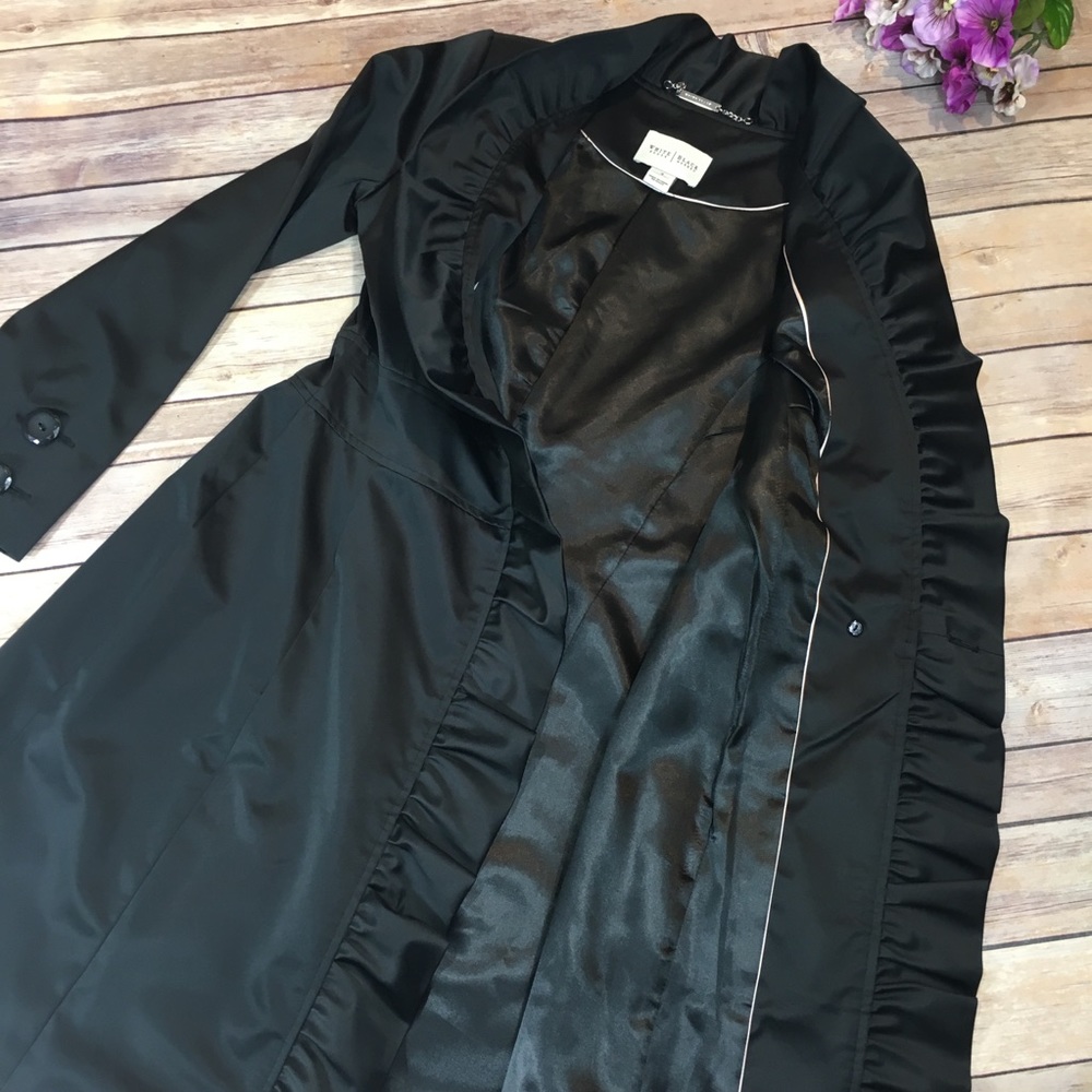 Beautiful WHBM Black Ruffle Button Jacket Size 4 - Picture 6 of 8
